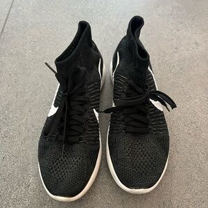 Nike Women’s Black Running Shoes - Ankle